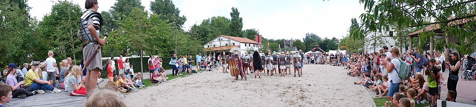 Een historische demonstratie in Archeon