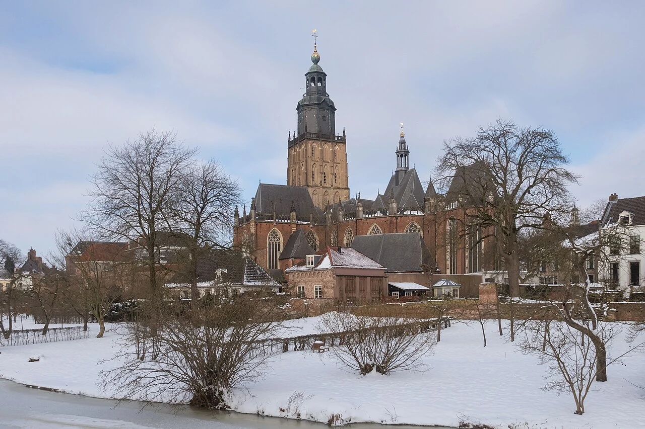 De Walburgiskerk in Zutphen.